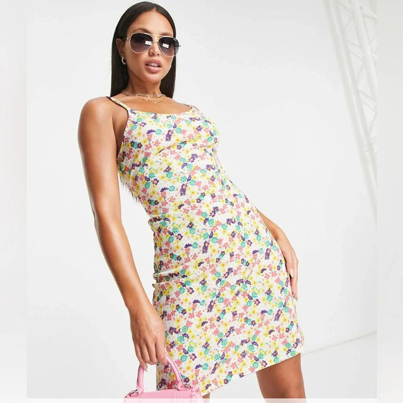 NWOT!! VERO MODA - Ullipam Tank Dress In Brook Green Aop Ulli - Size M - Picture 1 of 12